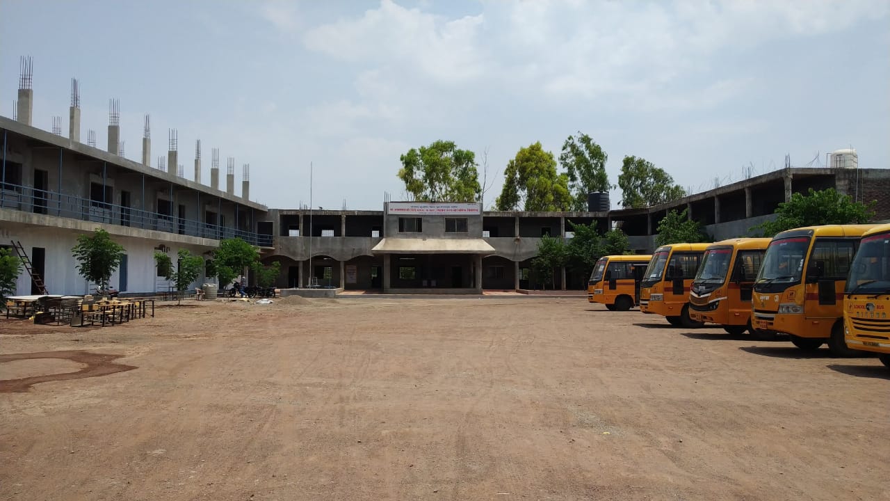 college Building with Bus